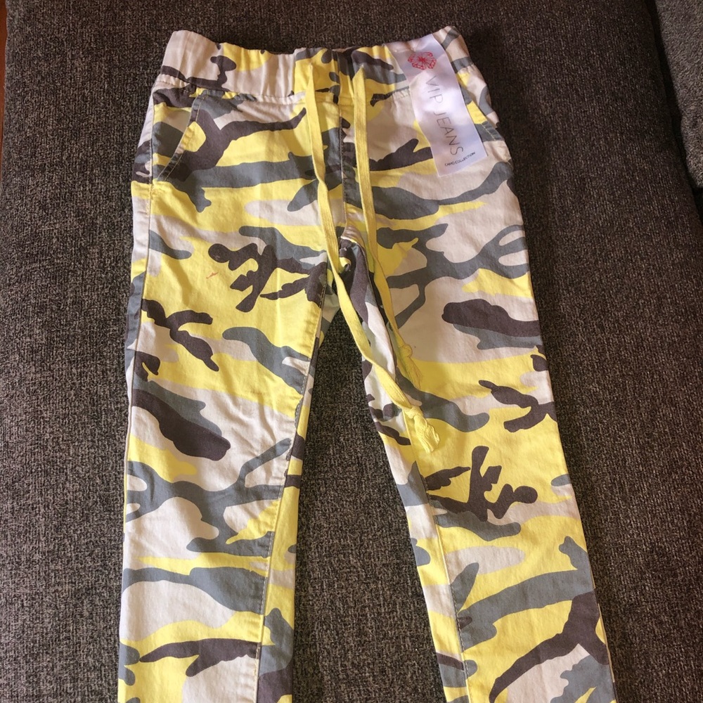 Camo pants